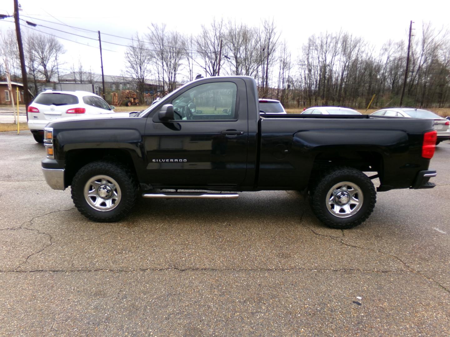 2014 Black /Gray Chevrolet Silverado 1500 Work Truck 1WT Regular Cab 2WD (1GCNCPEH9EZ) with an 4.3L V6 OHV 12V engine, 6-Speed Automatic transmission, located at 401 First NE, Bearden, AR, 71720, (870) 687-3414, 33.726528, -92.611519 - Photo#1